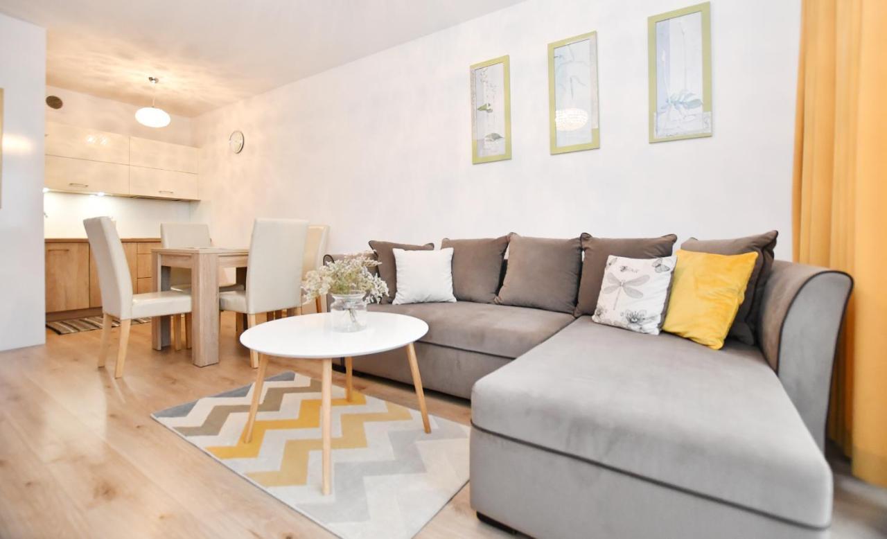 Wolski Apartments - Solna 404 โควอบเซก ภายนอก รูปภาพ