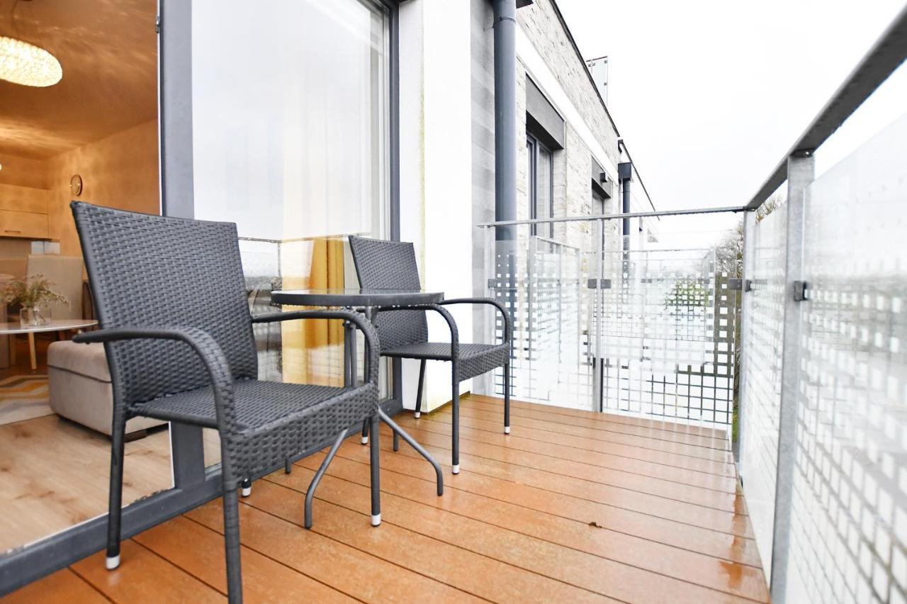 Wolski Apartments - Solna 404 โควอบเซก ภายนอก รูปภาพ