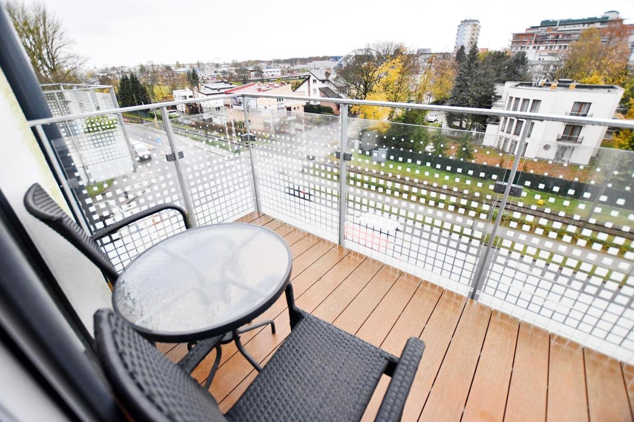 Wolski Apartments - Solna 404 โควอบเซก ภายนอก รูปภาพ